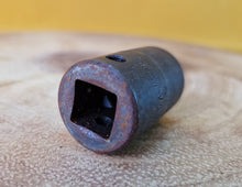 Load image into Gallery viewer, SNAP ON Tools IM200 1/2" Drive 5/8" Impact Socket 6 Point USA
