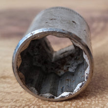 Load image into Gallery viewer, Britool 11/16" AF 3/8" drive socket classic bike car mechanic British tool AB687
