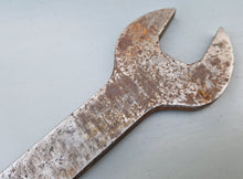 Load image into Gallery viewer, Vintage Tap Washer Plumber Spanner Open End
