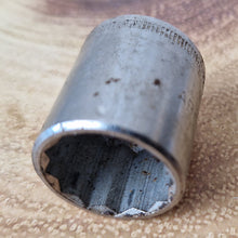 Load image into Gallery viewer, Britool 11/16" AF 3/8" drive socket classic bike car mechanic British tool AB687
