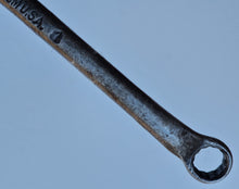 Load image into Gallery viewer, Genuine Hins Dale 7/16 - 3/8" 12 Point Chrome Vanadium Offset Wrench

