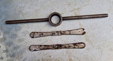 Load image into Gallery viewer, 3 x Vintage die stock holder / tap wrench Machinist Tool
