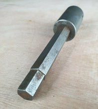 Load image into Gallery viewer, Apexo Dayton Ohio 10mm square socket extension adaptor, Vintage Mechanics Garage
