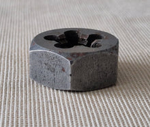 Load image into Gallery viewer, TruKut 1/2" 12 BSW Hexagonal Die Nut
