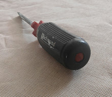 Load image into Gallery viewer, Vintage Richmond Flat Head Screwdriver 15.5cm Stubby Handle Old Tool Retro Works
