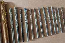 Load image into Gallery viewer, Job Lot Of 18 Drill Bits Various Sizes
