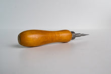 Load image into Gallery viewer, Stanley England Phillips British No 130 Screwdriver, Slotted Flat Head, Wooden H
