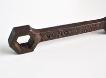 Load image into Gallery viewer, Original Vintage Cast Iron VONO Bed Spanner For BEDSTEAD FITTINGS
