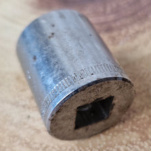 Load image into Gallery viewer, Britool 11/16" AF 3/8" drive socket classic bike car mechanic British tool AB687
