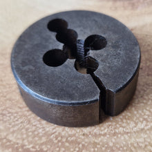 Load image into Gallery viewer, Warrior M/M x 1 die Engineering Tool Made In England
