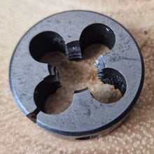 Load image into Gallery viewer, Warrior 1/2" x 13 NC die Engineering Tool Made In England
