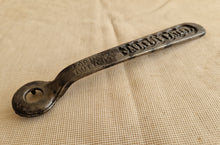 Load image into Gallery viewer, Vintage Forno 4,5 &amp; 6 Buttons Jackson`s Patent For F,G &amp; H Button Plates
