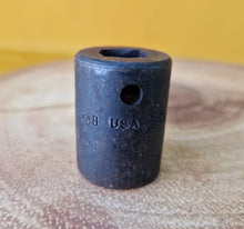 Load image into Gallery viewer, Snap-On 3/4 PDH-240 USA 12 point socket. Pat no. 3273430
