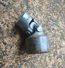 Load image into Gallery viewer, Vintage WF-78 PL MB C 3/4" Universal Joint Socket Adapter – 12 Point – Used Tool
