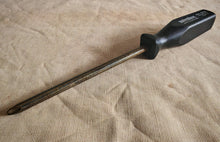 Load image into Gallery viewer, Vintage Spiralux Phillips Screwdriver No.3 – High Torque – Made in England  26cm
