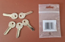 Load image into Gallery viewer, 5 Silca VI081 Key Blank for Viro Cylinders Blade Length 26.500mm Blade W 8.800mm
