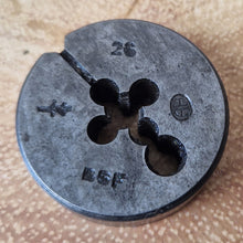 Load image into Gallery viewer, B.S.F 1/4" x 26 die Engineering Tool Made In England
