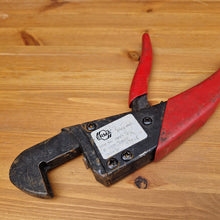 Load image into Gallery viewer, Erma 29021 Ratchet Crimper Tool , No Die Included
