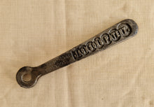 Load image into Gallery viewer, Vintage Forno 4,5 &amp; 6 Buttons Jackson`s Patent For F,G &amp; H Button Plates
