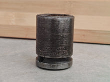Load image into Gallery viewer, Vintage Swinborne 1" Drive Socket – 13/16" AF Part No POH 812 British Made Tool
