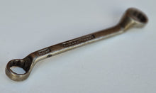 Load image into Gallery viewer, VINTAGE GORDON TOOLS RING SPANNER   5/8AF - 11/16AF, Old Used Mechanics  Wrench

