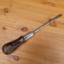 Load image into Gallery viewer, Vintage Stanley Yankee No 10A Ratchet Screwdriver Made In England Wooden Handle
